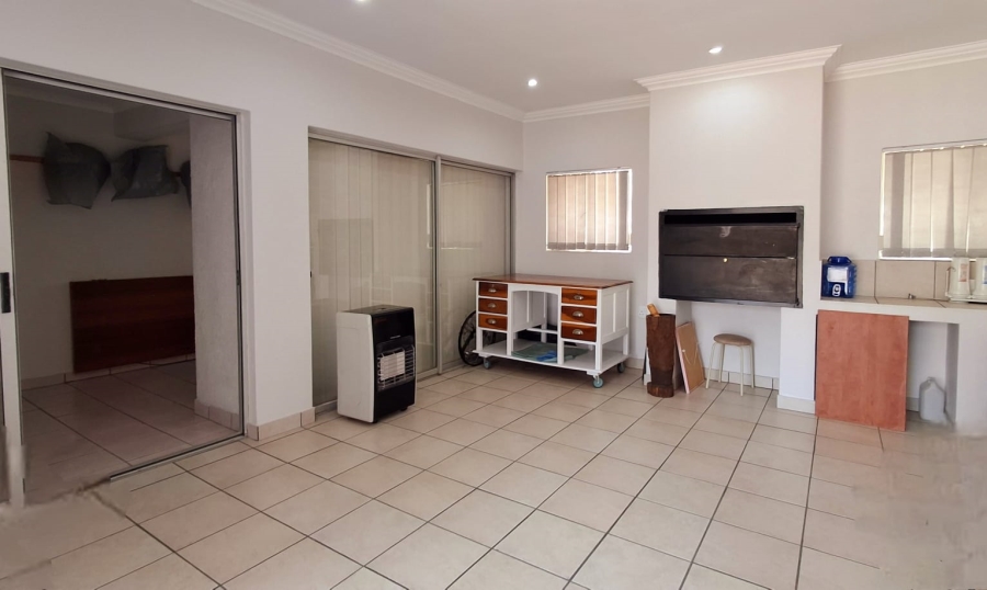 3 Bedroom Property for Sale in Roodia Free State